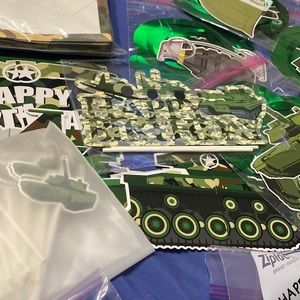 Army Birthday Decorations  4 brand new never used
